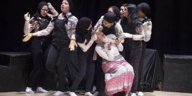مسرحية  خلل  تحذر من بذور الإرهاب في مصر